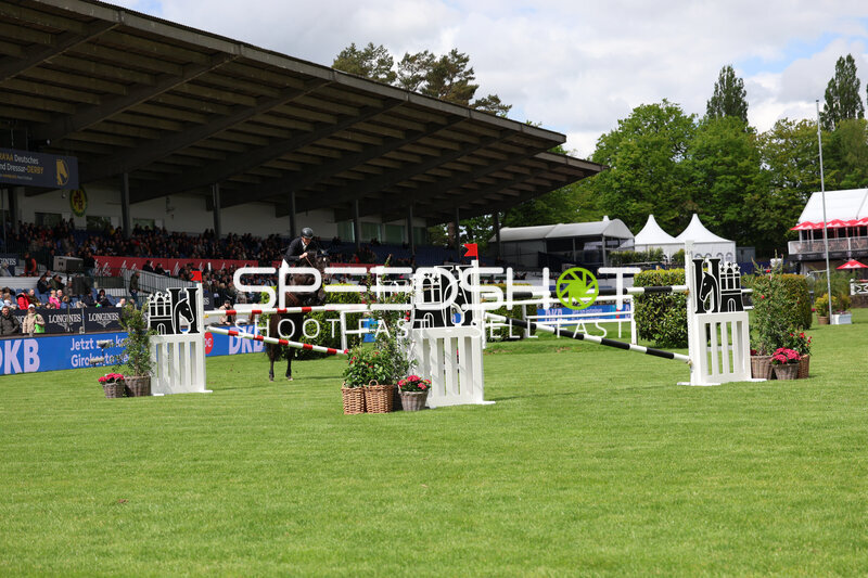 Springreiten im Derbypark Klein Flottbek