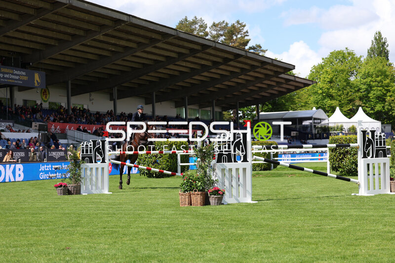 Springreiten im Derbypark Klein Flottbek