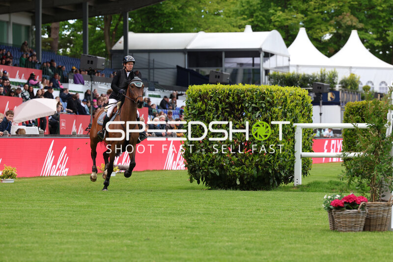 Springreiten im Derbypark Klein Flottbek