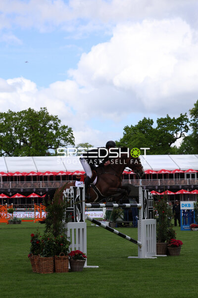 Springreiten im Derbypark Klein Flottbek