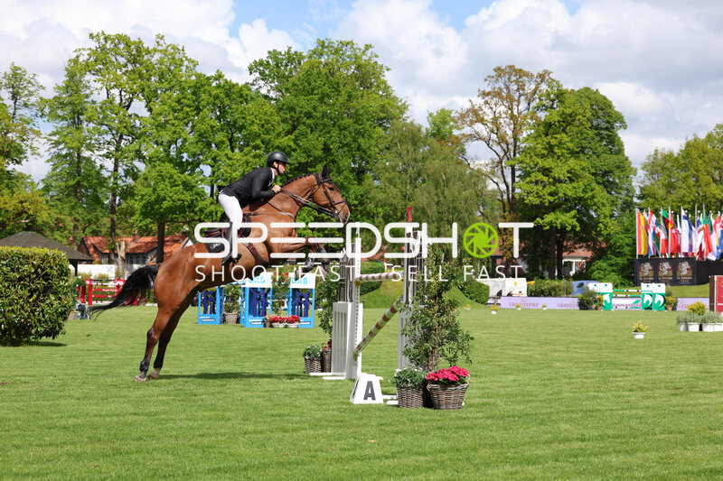 Springreiten im Derbypark Klein Flottbek