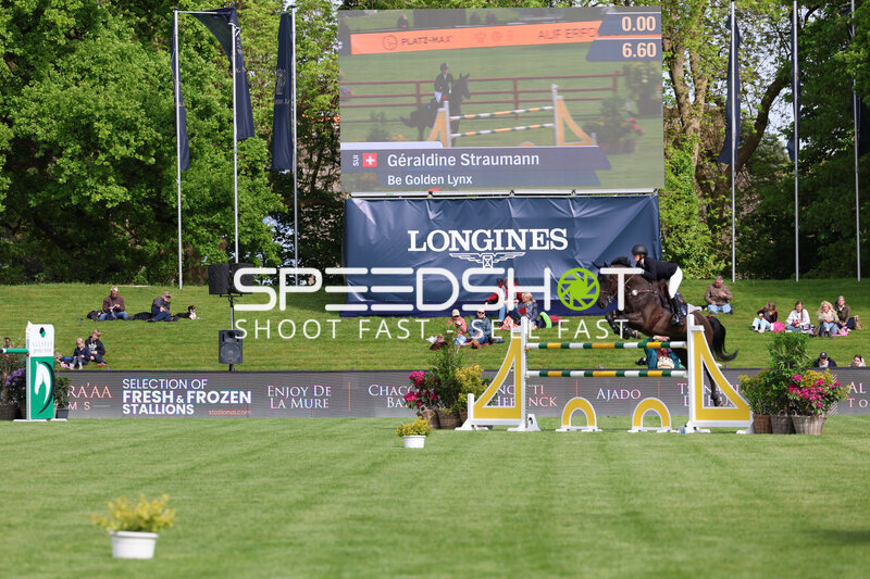 Springreiten im Derbypark Klein Flottbek