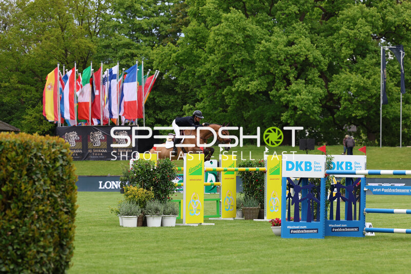 Springreiten im Derbypark Klein Flottbek