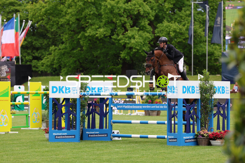 Springreiten im Derbypark Klein Flottbek