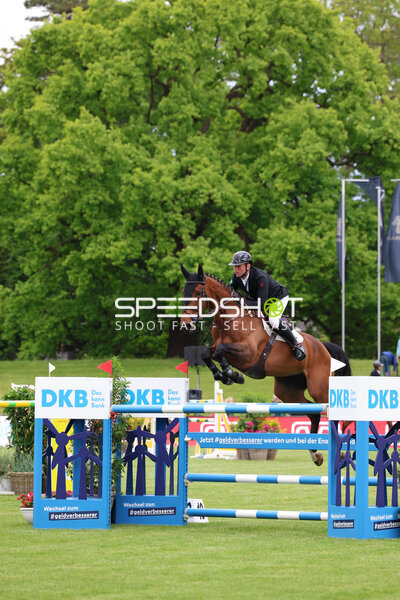Springreiten im Derbypark Klein Flottbek