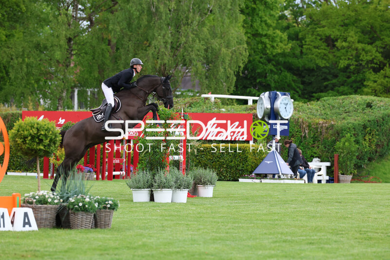 Springreiten im Derbypark Klein Flottbek