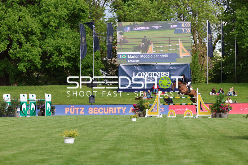 Springreiten im Derbypark Klein Flottbek