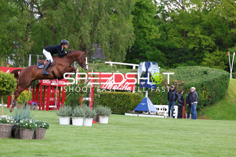 Springreiten im Derbypark Klein Flottbek