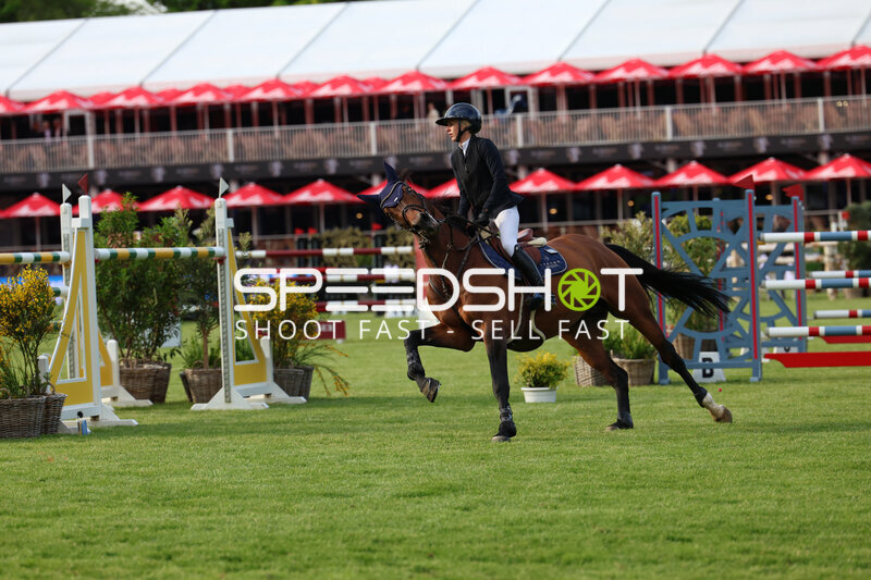 Springreiten im Derbypark Klein Flottbek