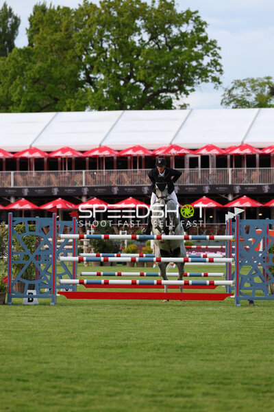 Springreiter im Derbypark Klein Flottbek