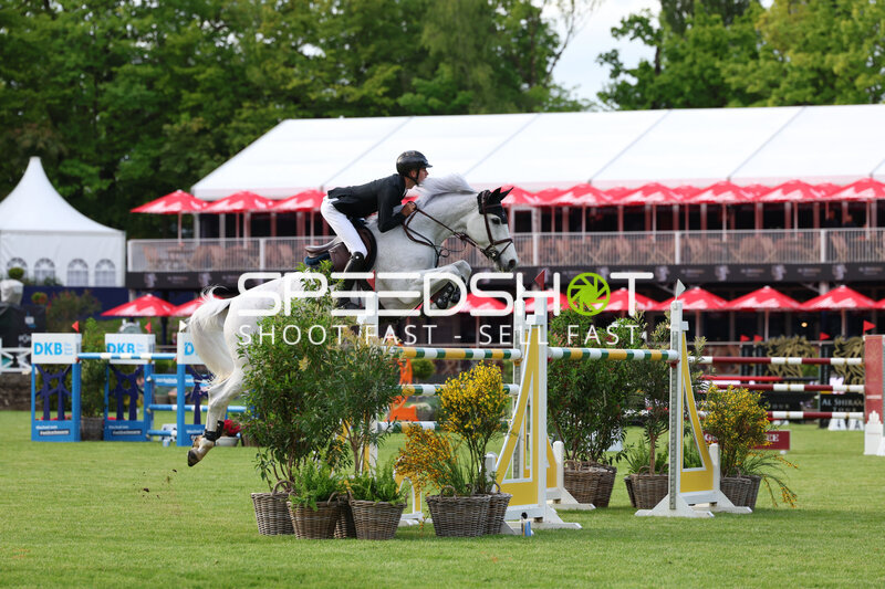 Springreiten im Derbypark Klein Flottbek