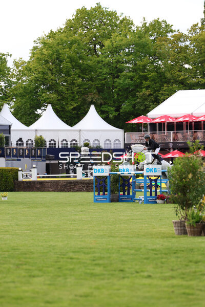 Springreiter im Derbypark Klein Flottbek