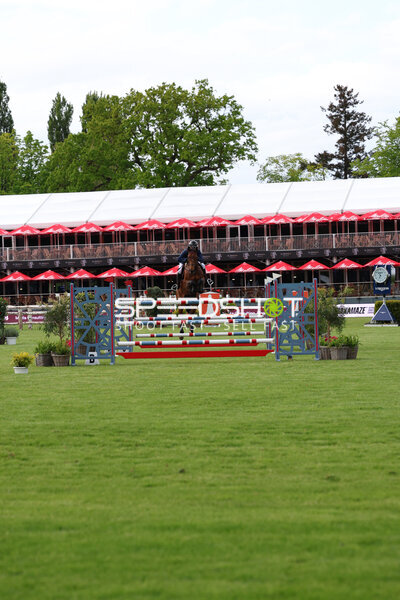 Springreiten im Derbypark Klein Flottbek