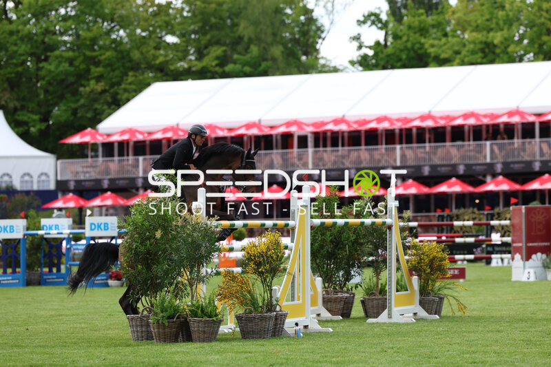 Springreiten im Derbypark Klein Flottbek