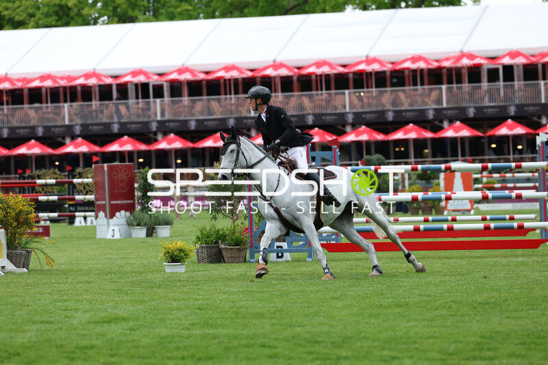 Springreiten im Derbypark Klein Flottbek