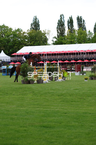 Springreiten im Derbypark Klein Flottbek