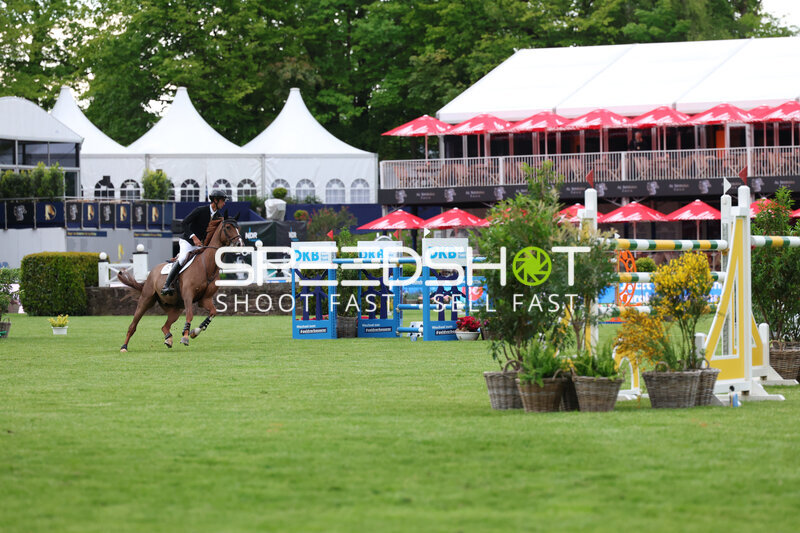 Springreiten im Derbypark Klein Flottbek