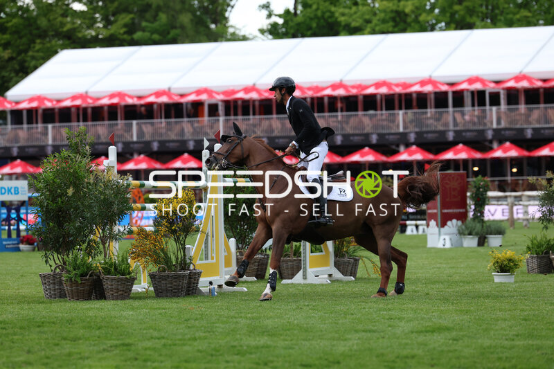 Springreiten im Derbypark Klein Flottbek