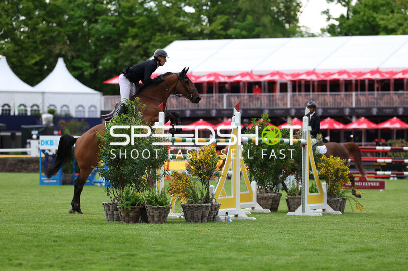 Springreiten im Derbypark Klein Flottbek