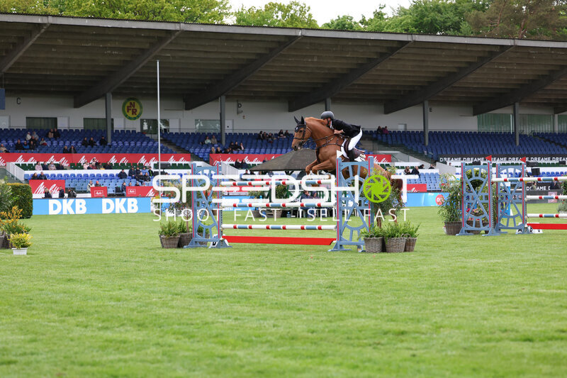 Springreiten im Derbypark Klein Flottbek