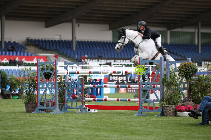 Springreiten im Derbypark Klein Flottbek