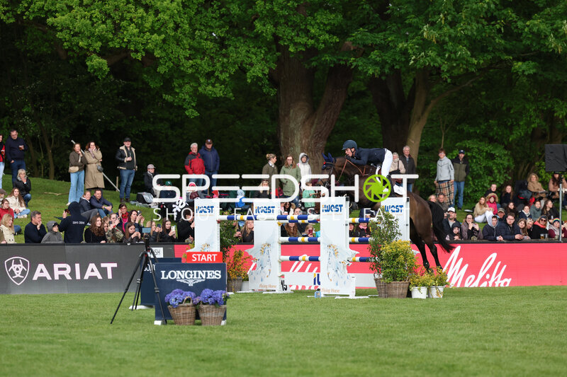 Springreiten im Derbypark Klein Flottbek