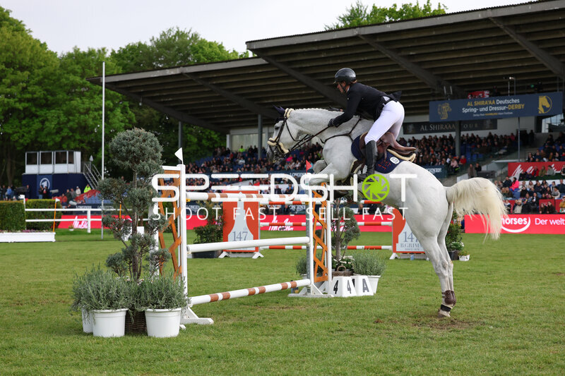 Springreiten im Derbypark Klein Flottbek