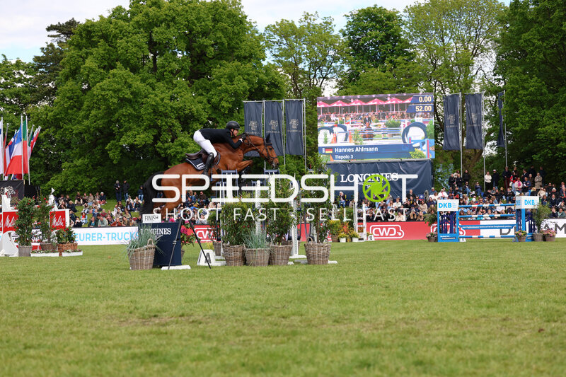 Springreiten im Derbypark Klein Flottbek
