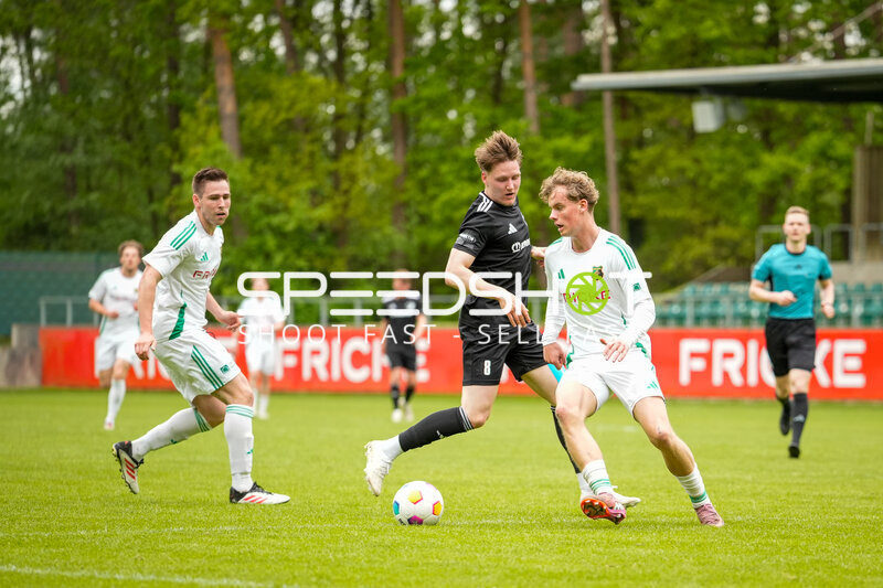 Zweikampf auf A-Platz Heeslingen