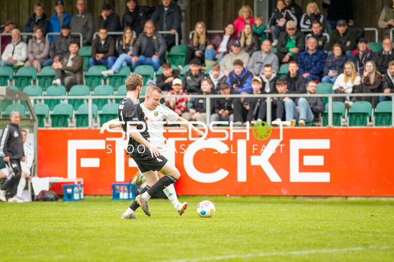 Zweikampf auf A-Platz Heeslingen