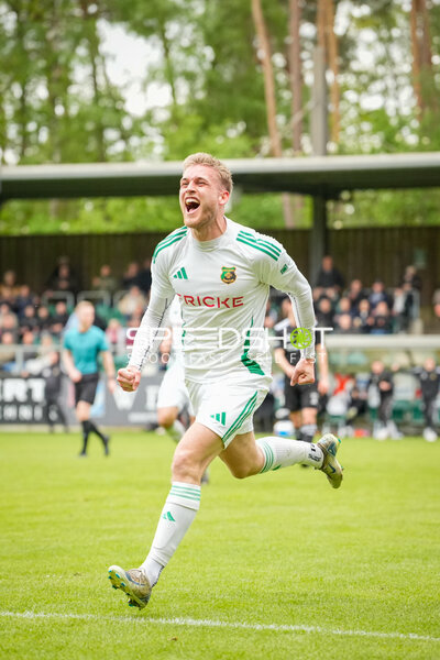 Jubel auf A-Platz Heeslingen