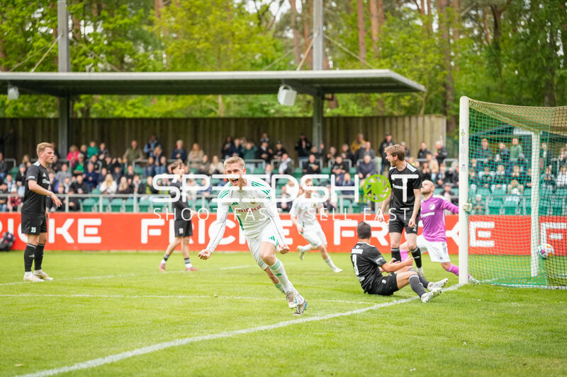 Oberliga am A-Platz Heeslingen