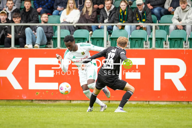 Oberliga am A-Platz Heeslingen