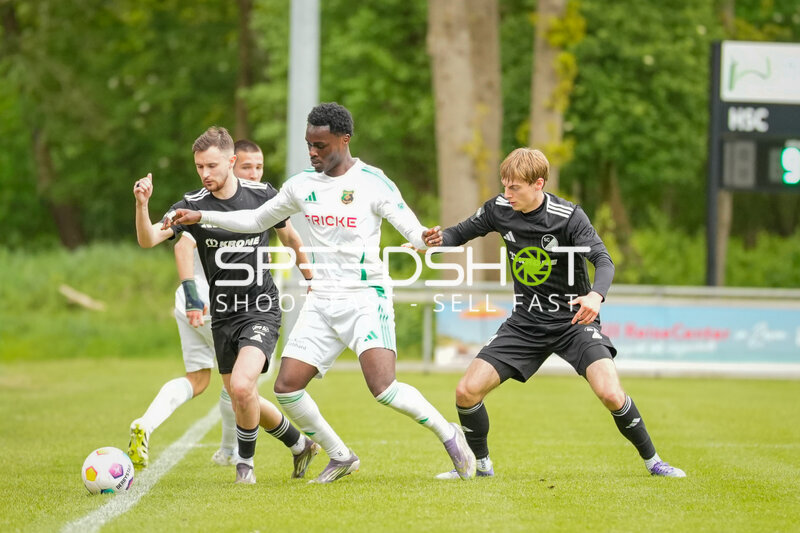Oberliga am A-Platz Heeslingen