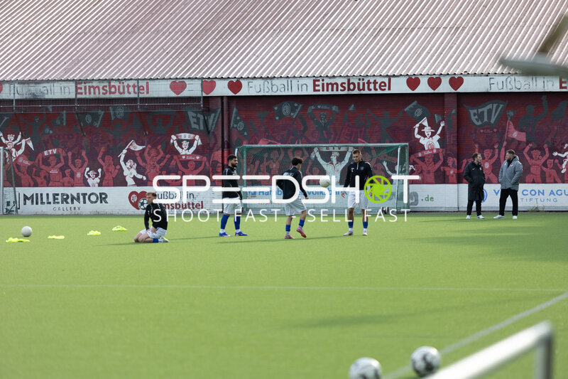 Spieler beim Aufwärmen