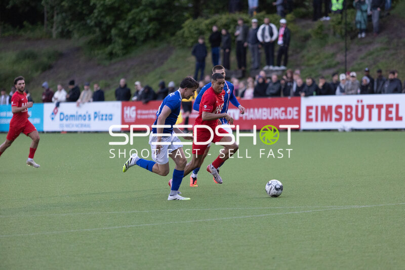 Kampf um den Ball
