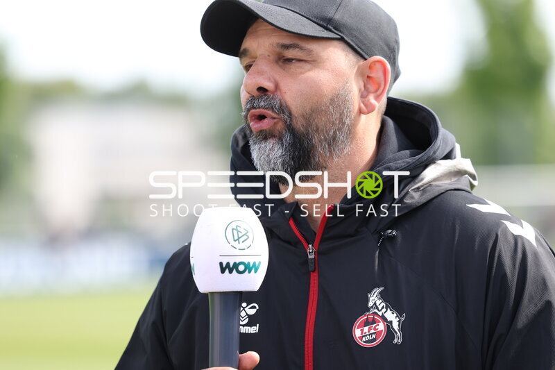 Interview am Trainingszentrum
