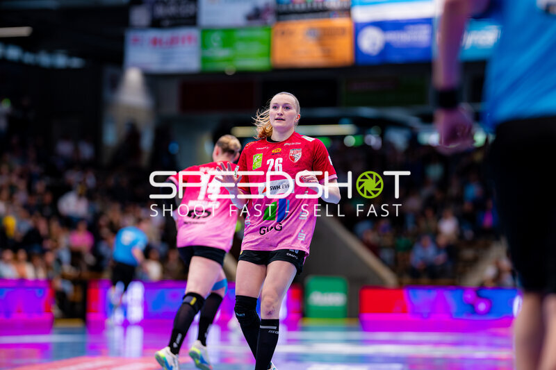 Szene mit Cara Reuthal (26; SV Halle-Neustadt) und Tina Wagenlader (14; SV Halle-Neustadt)