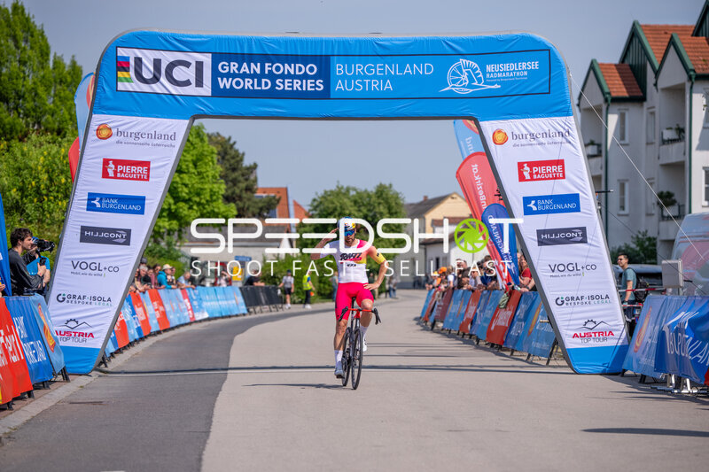 Sieg beim Neusiedlersee Radmarathon