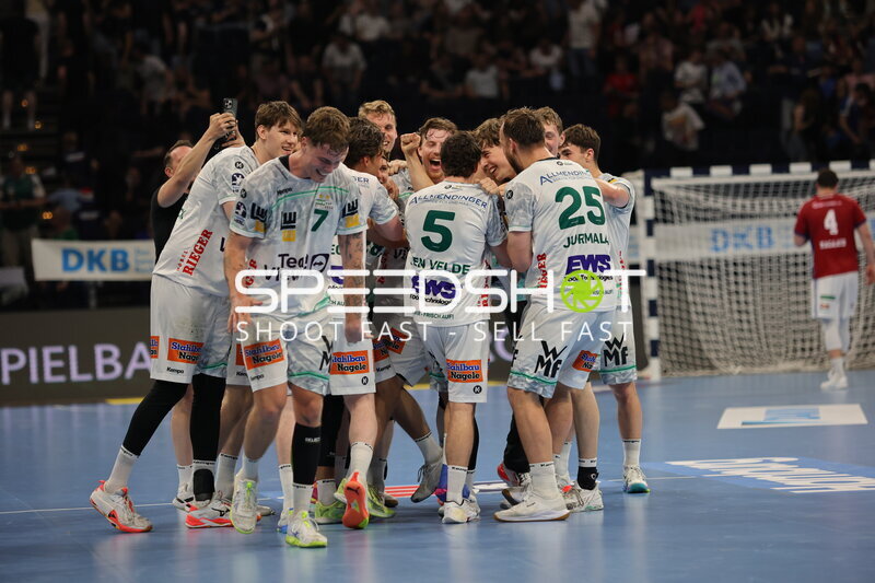 Sascha Brodbeck (#21; Frisch Auf Göppingen) beim Torjubel