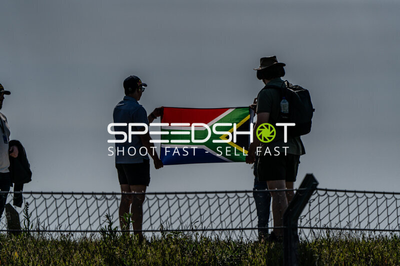 Fans mit südafrikanischer Flagge am Circuit Zandvoort