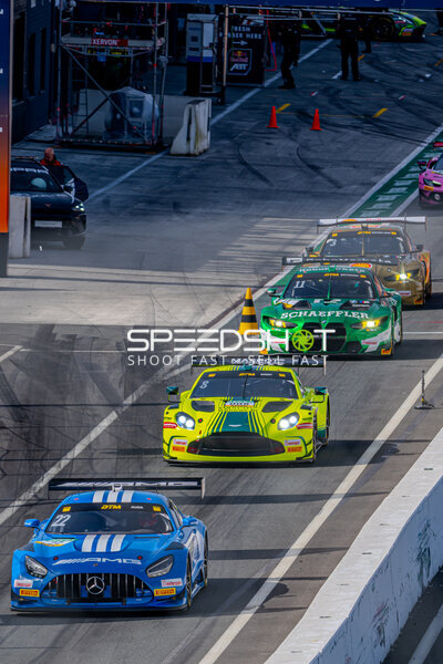 Mercedes-AMG GT3 #80 von Maro Engel (Mercedes-AMG Team Winward) in der Boxengasse am Circuit Zandvoort