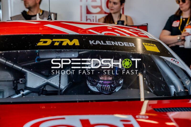 Mercedes-AMG GT3 #84 von Tom Kalender (Mercedes-AMG Team Landgraf) in der Box