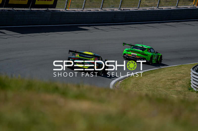 Aston Martin Vantage GT3 und Porsche 911 GT3 R im Duell am Circuit Zandvoort