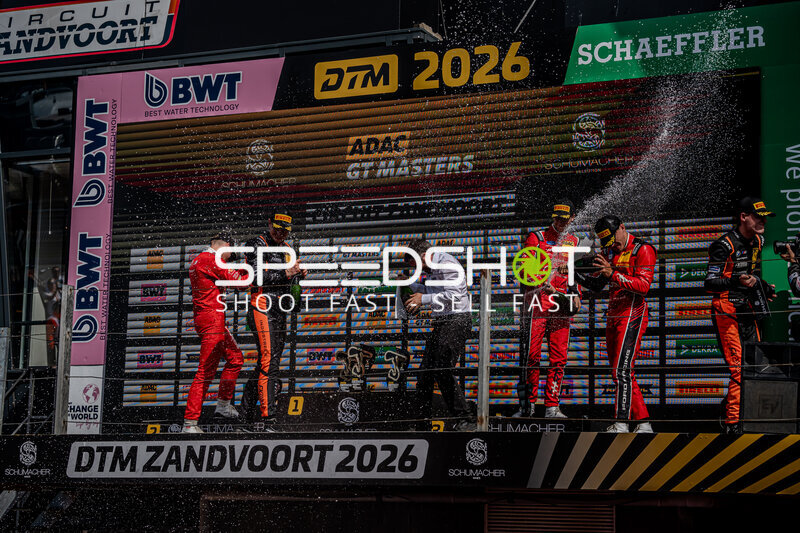 Siegerehrung ADAC GT Masters 2026 am Circuit Park Zandvoort