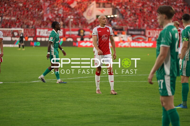 Noel Futkeu (9; SpVgg Greuther Fürth) auf dem Feld