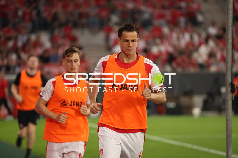 Spieler beim Aufwärmen