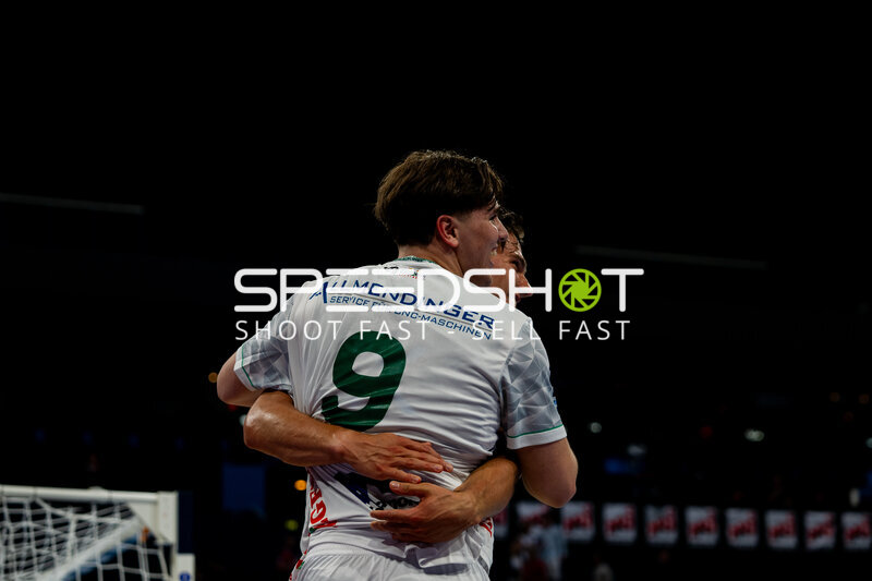 Spieler (#9; Frisch Auf Göppingen) während Spielszene in der Barclays Arena