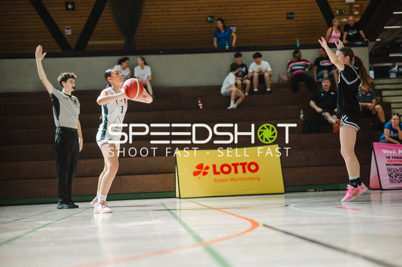 Spielszene beim Basketball-Turnier in Stuttgart