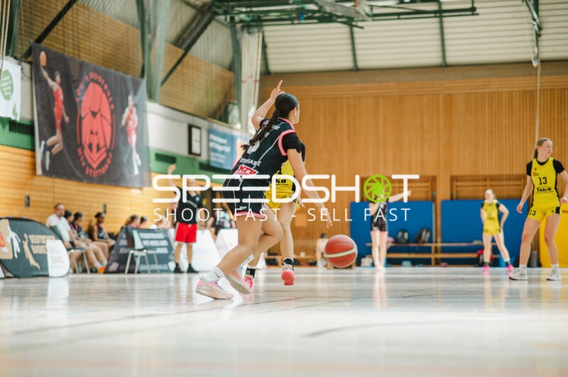 Spielszene MTV Stuttgart u16 gegen TSV Jahn München u16w
